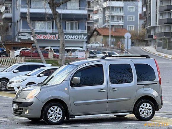DENİZLİ OTOMOTİV DEN 2011 KANGOO Multix CONBİ 1.5 EXPRESSİON