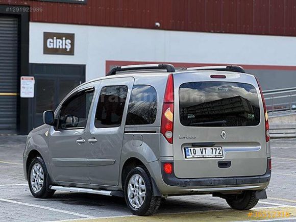 DENİZLİ OTOMOTİV DEN 2011 KANGOO Multix CONBİ 1.5 EXPRESSİON