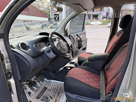 DENİZLİ OTOMOTİV DEN 2011 KANGOO Multix CONBİ 1.5 EXPRESSİON