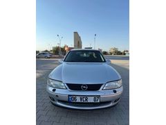 Sahibinden Opel Vectra 2.0 CDX 2000 Model  298.000 km Gri (Gümüş)