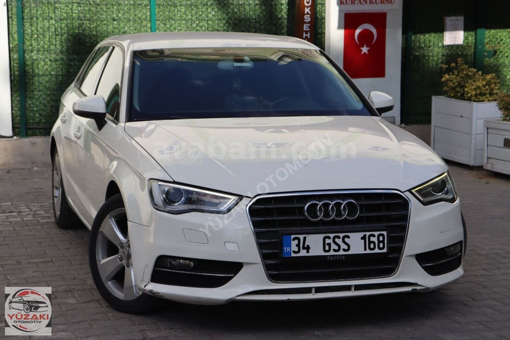 Galeriden Audi A3 Sportback 1.6 TDI Ambition 2013 Model Kocaeli 161.500 km Beyaz 1