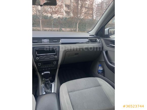 Sahibinden Seat Toledo 1.6 TDI Style 2015 Model  206000 km Beyaz