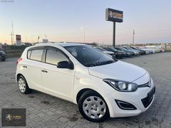 KINIK | BAKIMLI 2013 HYUNDAİ İ20 JUMP 140.000 KM KK12TAKS