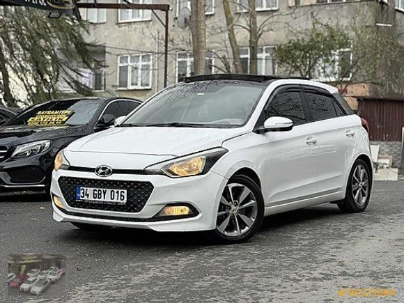 BAYRAMTEPE OTOMOTİV DEN 400 BİN PEŞİNAT İLE 2016 İ20 CAM TAVAN