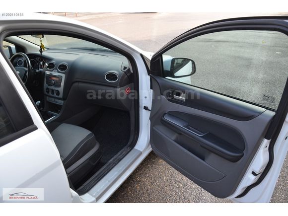 EKSPRES PLAZA'DAN 2011 FORD FOCUS 1.6 TDCI COLLECTION