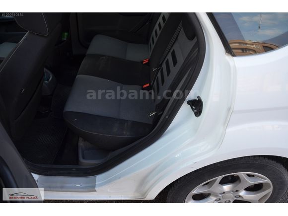 EKSPRES PLAZA'DAN 2011 FORD FOCUS 1.6 TDCI COLLECTION