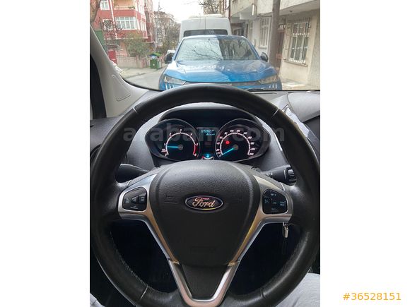 Düşük Km Servis Bakımlı Temiz Aile Aracı   PAZARLIK PAYI  ARAÇ BAŞINDADIR