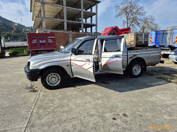 Sahibinden Mitsubishi L 200 4x2 Magnum 2001 Model
