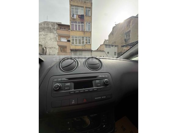Sahibinden Seat Ibiza 1.4 Style 2015 Model 