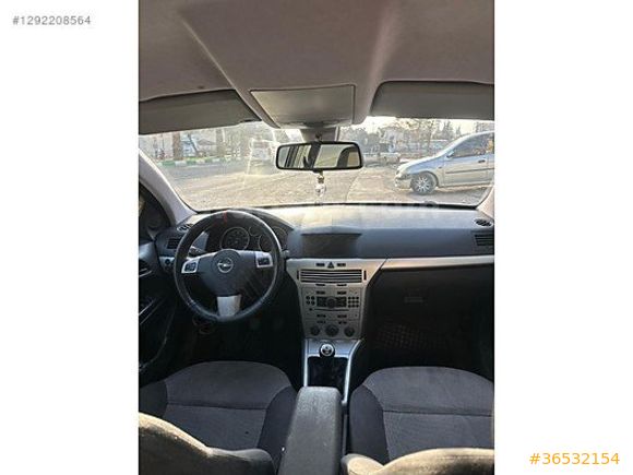 POLAT AUTO // 2009 OPEL ASTRA 1.6 ENJOY