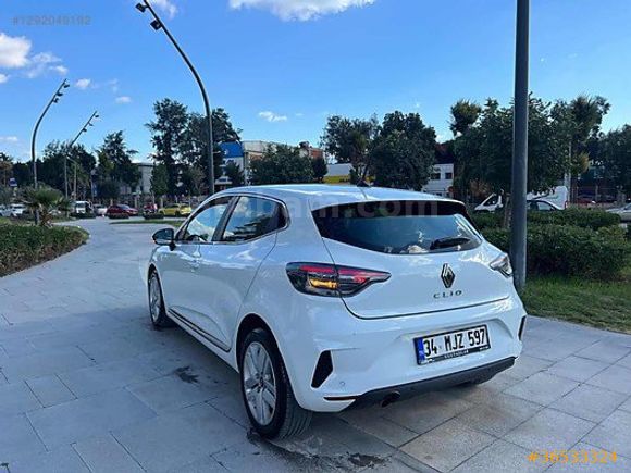 ULUTAŞLARDAN 2024 MODEL CLİO TAMAMINA KREDİ KASKO+NOTER+YAKIT