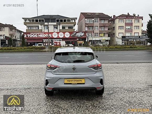 2024BOYASIZ1.0TCE EVOLUTİON28.000KMKARTA12TAKSİTTAKASOLUR