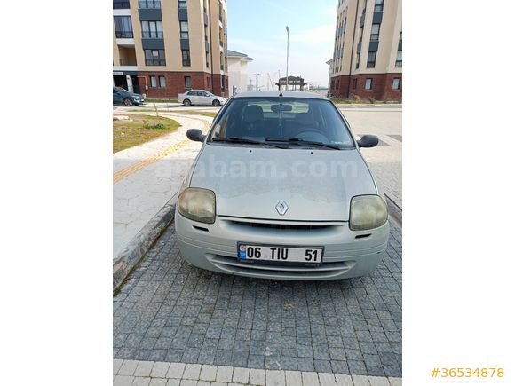 Sahibinden Renault Clio 1.4 RNA 2000 Model