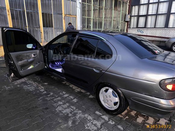 Sahibinden Renault Megane 2.0 RXT 1998 Model 