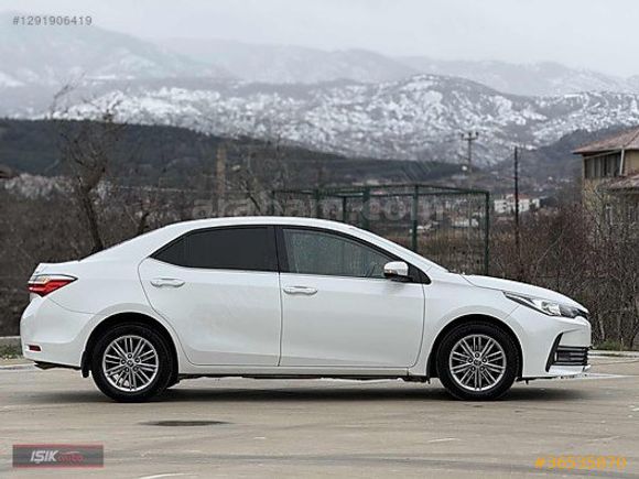 IŞIK AUTO'DAN HATASIZ BOYASIZ 2018 MODEL TOYOTA COROLLA