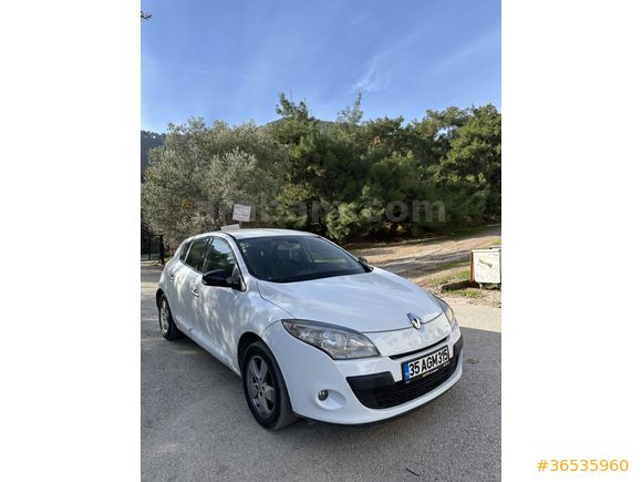 Sahibinden Renault Megane 1.5 dCi Dynamique 2012 Model 