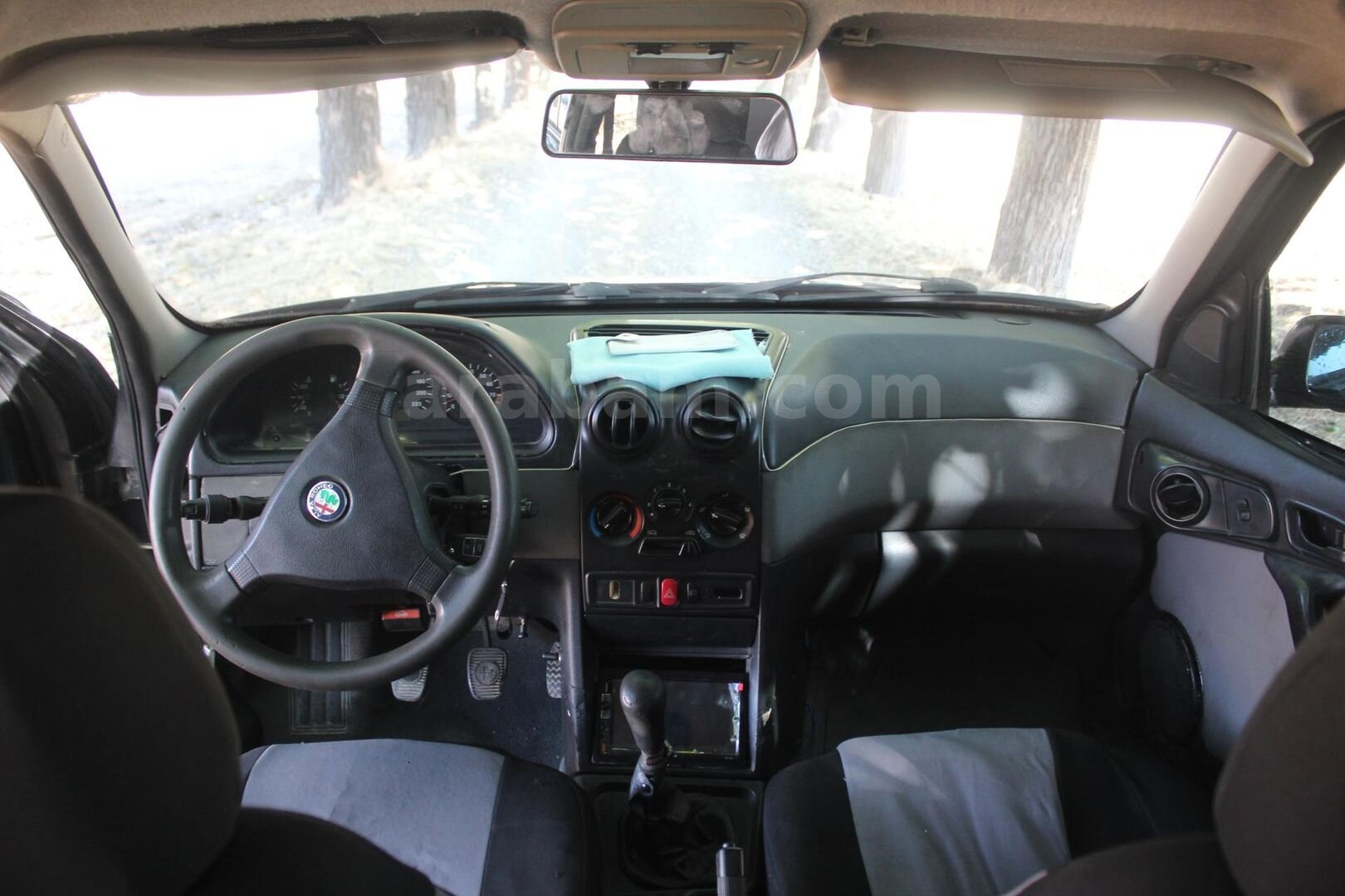Sahibinden Alfa Romeo 146 1.4 TS 1998 Model İstanbul 267.000 km Siyah 6