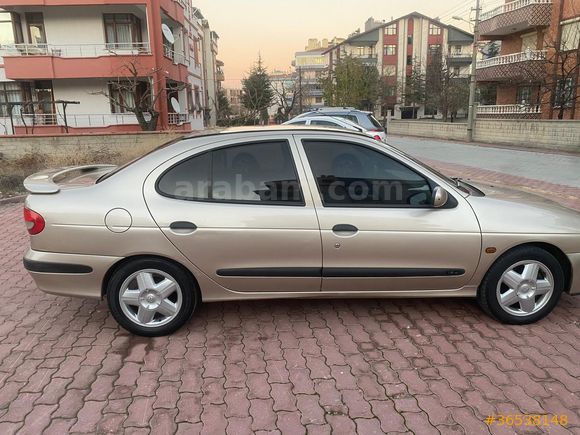 Sahibinden Renault Megane 1.6 RXT 2001 Model