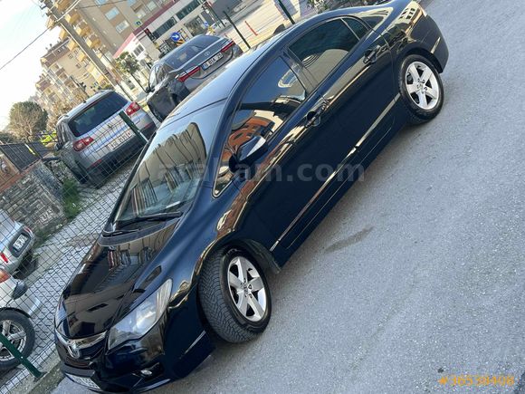 Sahibinden Honda Civic 1.6 i-VTEC Premium 2011 Model 