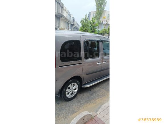 Sahibinden Renault Kangoo Multix 1.5 dCi Touch 2017 Model