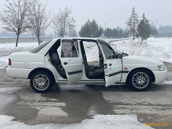 Sahibinden Ford Escort 1.6 CLX 1997 Model 