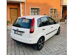 Beyaz Ford Fiesta 1.4 Comfort 2006 Model 