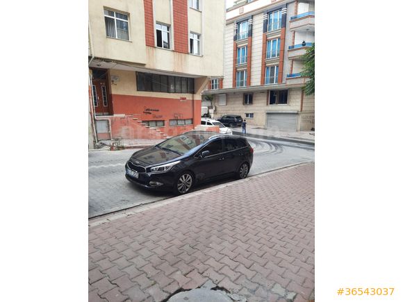 Sahibinden Kia Ceed 1.6 CRDi Concept Plus SW 2013 Model