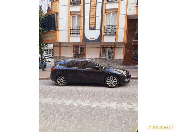 Sahibinden Kia Ceed 1.6 CRDi Concept Plus SW 2013 Model