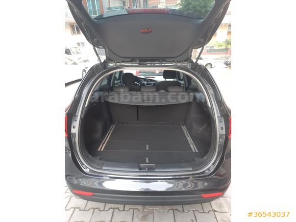 Sahibinden Kia Ceed 1.6 CRDi Concept Plus SW 2013 Model