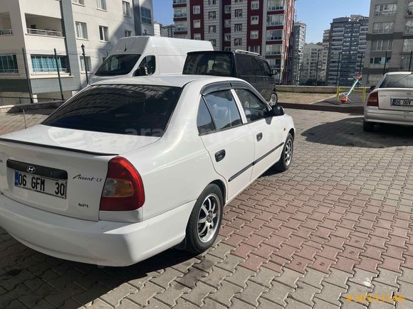 Sahibinden Hyundai Accent 1.3 LX 2000 Model Beyaz