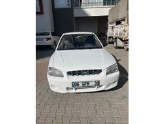 Sahibinden Hyundai Accent 1.3 LX 2000 Model  202.000 km Beyaz