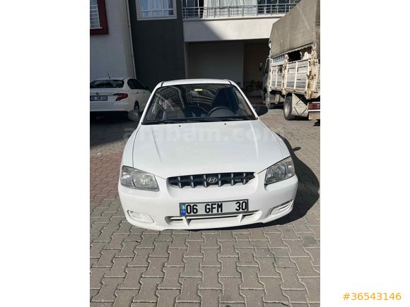Sahibinden Hyundai Accent 1.3 LX 2000 Model Beyaz