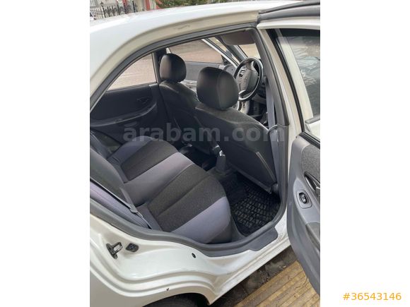 Sahibinden Hyundai Accent 1.3 LX 2000 Model Beyaz