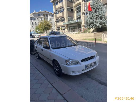 Sahibinden Hyundai Accent 1.3 LX 2000 Model Beyaz