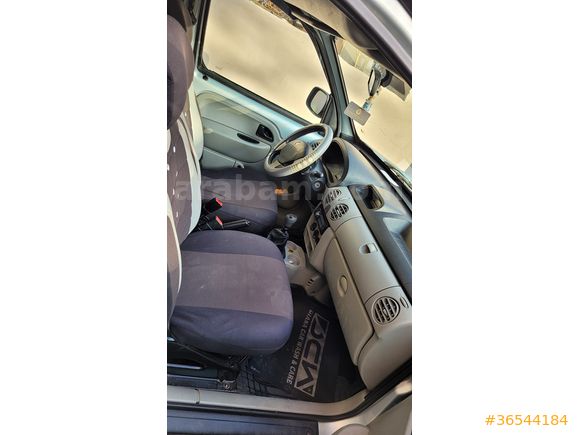 Sahibinden Renault Kangoo Multix 1.5 dCi Authentique 2006 Model