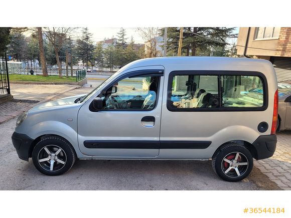 Sahibinden Renault Kangoo Multix 1.5 dCi Authentique 2006 Model