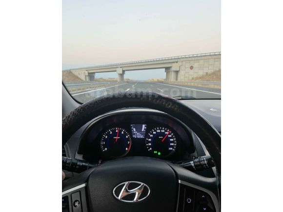 Sahibinden Hyundai Accent Blue 1.4 CVVT Mode Plus 2013 Model Kırklareli 231.000km Beyaz