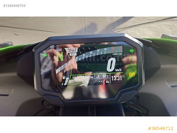 Galeriden Kawasaki Ninja ZX 6R 2025 Model Konya 6.001 km Yeşil