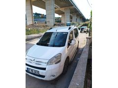 Sahibinden Citroen Berlingo 1.6 HDi Combi SX 2011 Model  333.000 km Beyaz