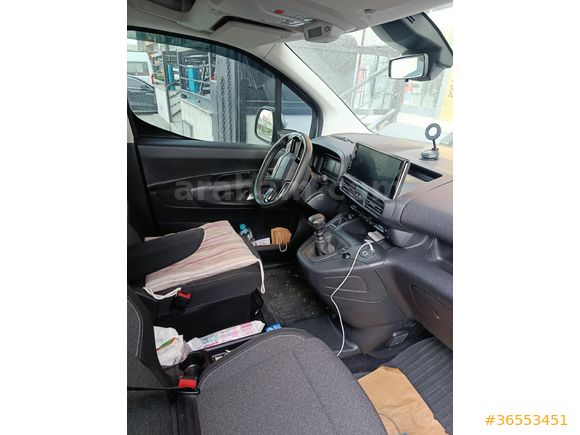 HATASIZ BOYASIZ AKSESUARLI OPEL COMBO