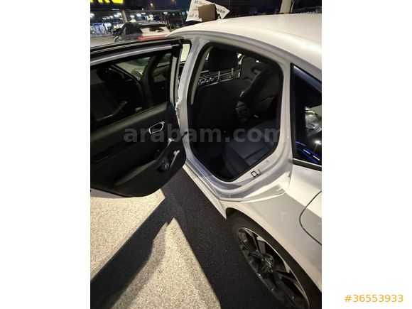 Sahibinden Honda Civic 1.5 i-VTEC Executive Plus 2022 Model 