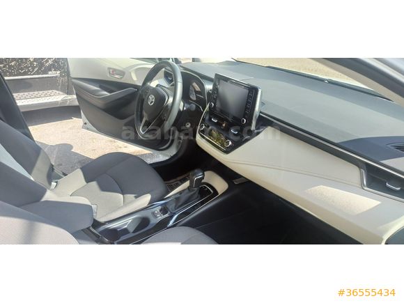 Sahibinden Toyota Corolla 1.5 Dream 2022 Model