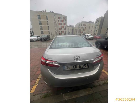 Sahibinden Toyota Corolla 1.4 D-4D Active 2014 Model  335.000 km Gri (Gümüş)