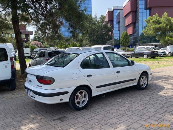 Galeriden Renault Megane 1.6 RTE 1998 Model Bursa