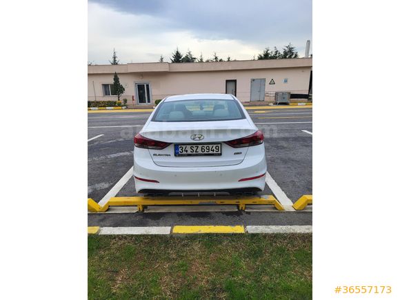 Sahibinden Hyundai Elantra 1.6 CRDi Style Plus 2017 Model