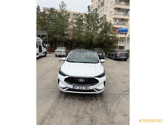 Sahibinden Ford Kuga 1.5 EcoBoost ST Line 2024 Model 