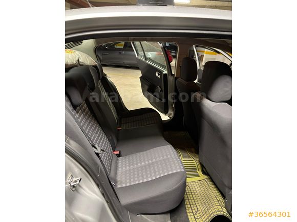 Sahibinden Renault Megane 1.5 dCi Authentique 2008 Model  Full Orjinal 158.000 bin Orjinal