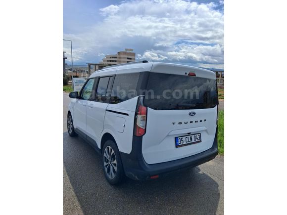 Sahibinden Ford Tourneo Courier 1.5 EcoBlue Titanium 2025 Model  10.000 km Beyaz