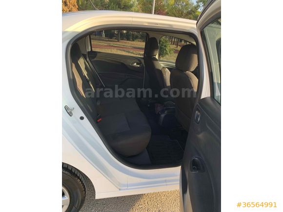 HATASIZ Peugeot 301 1.6 HDi Active 2014 Model