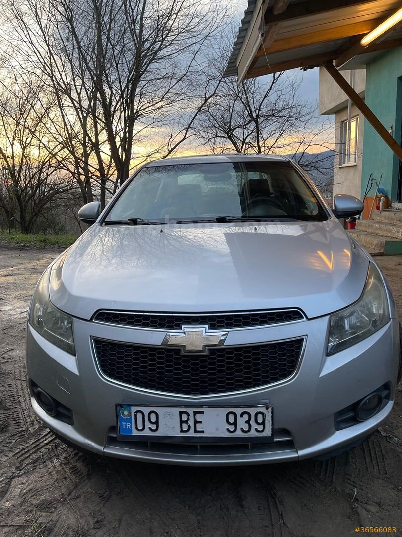 Sahibinden Chevrolet Cruze 1.6 LS 2010 Model İstanbul 152.000 km Gri 1